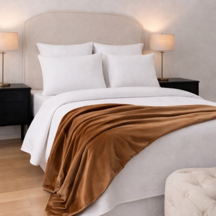 Carla Honeycomb Velvet Throw