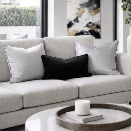 Florence Snow Cushion