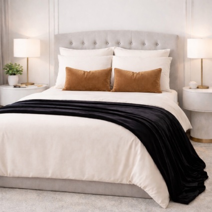 Carla Black Velvet Throw