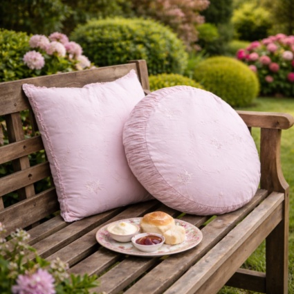 Moss Puff Round cushion