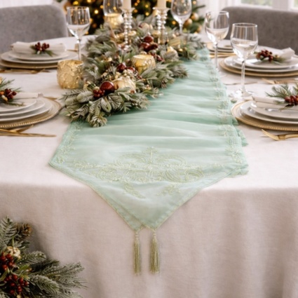 Table Runner Noor